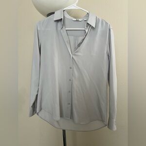 New Uniqlo Light Gray Shirt